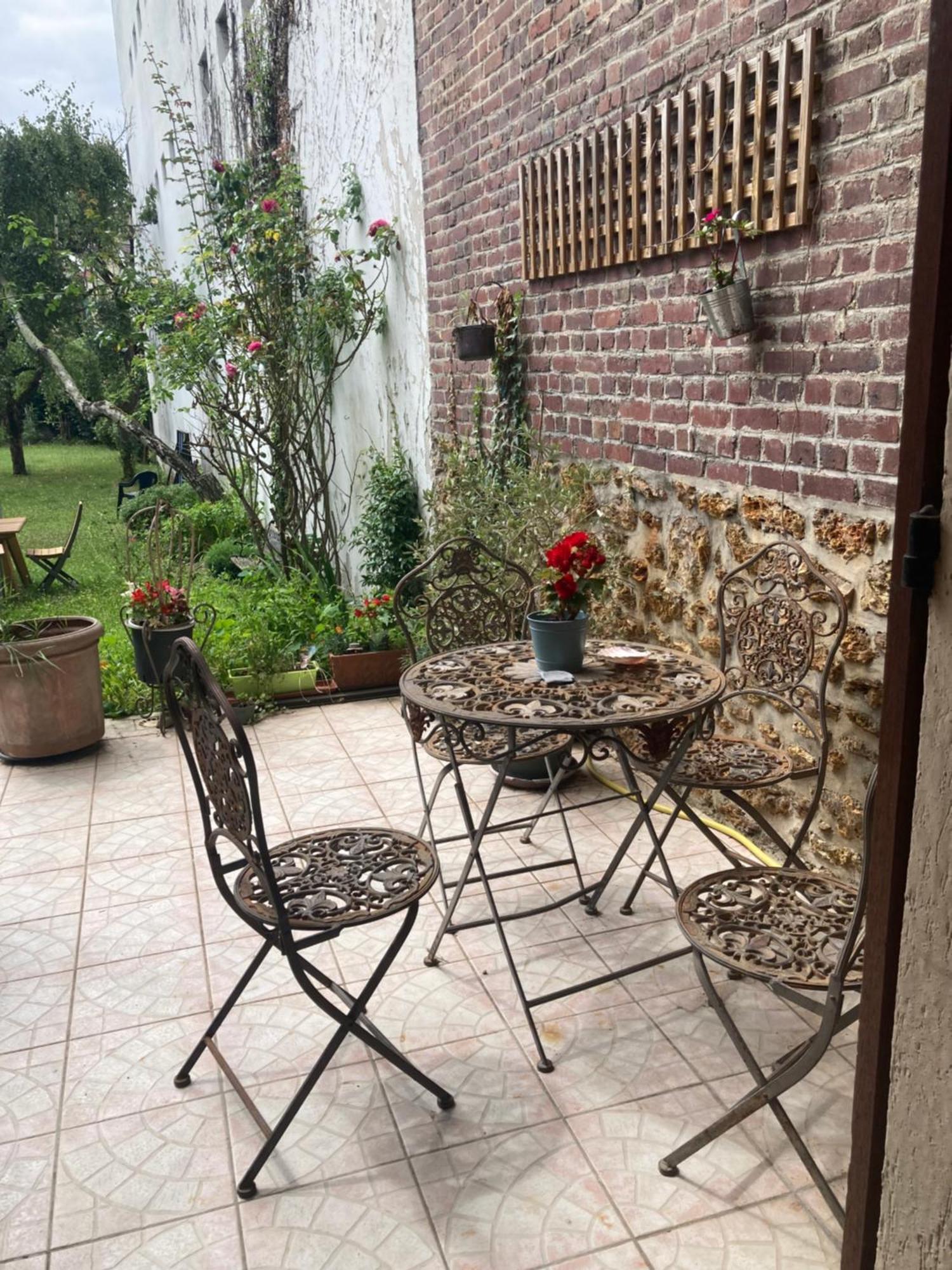 Studio Avec Terrasse Sur Jardin Fontenay-sous-Bois Exterior foto